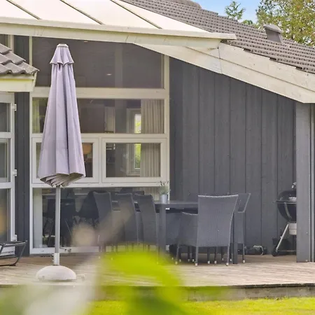 Holiday home Falka - 300m From The Sea By Interhome *